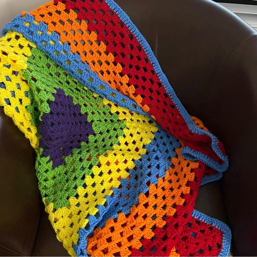 Colorful rainbow crochet/knit blanket 🌈